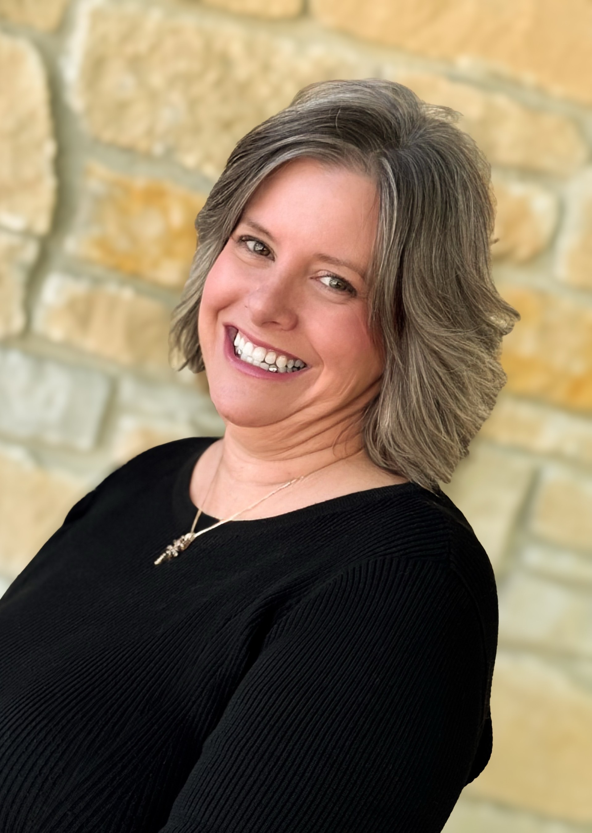 Karen Davison-Hindman, Owner Broker at Delta Realty, LLC in Southeast Missouri
