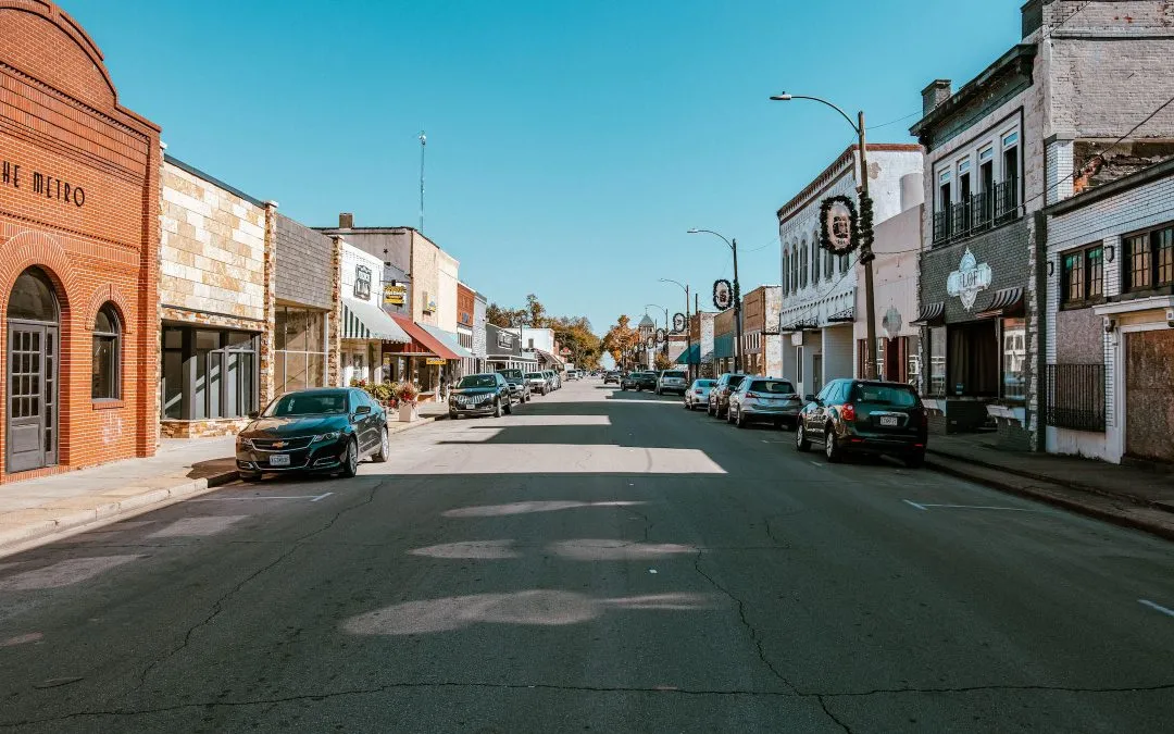 Downtown Dexter, Missouri on a weekday afternoon.